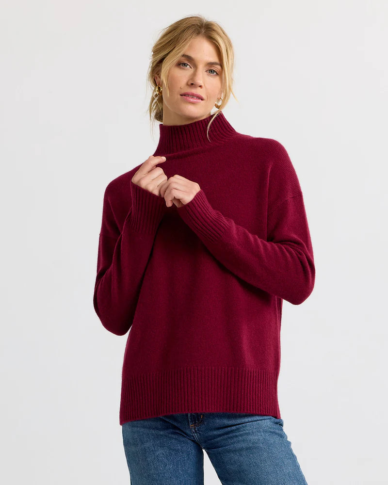 Oversized 100% Cashmere Pullover — Relaxed Luxury with Custom Fit & Embroidery