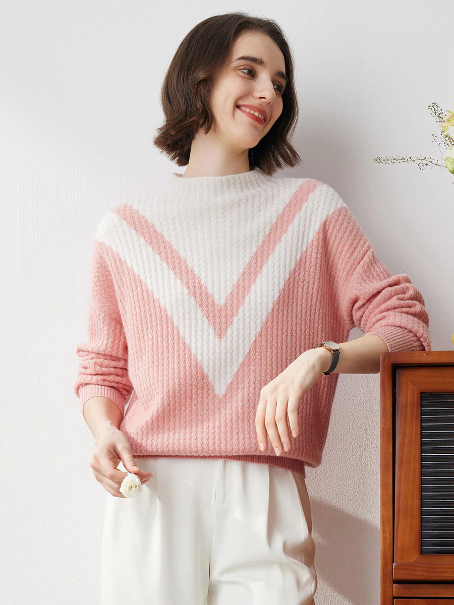 100% Cashmere Women's Mock Neck Sweater — Modern V-Pattern & Relaxed Fit