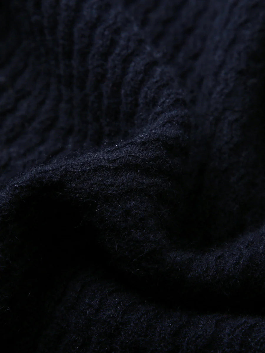 100% Cashmere Women's Mock Neck Sweater — Modern V-Pattern & Relaxed Fit