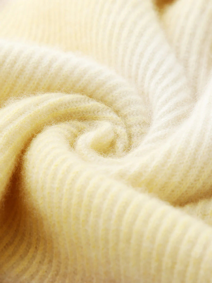 100% Cashmere Women's Gradient Knit Sweater — Soft, Cozy & Modern Design