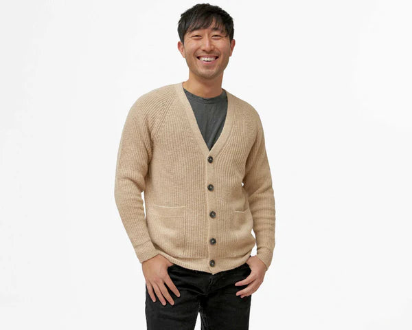 Winter 100% Cashmere Cardigan — Effortless Elegance & Practical Comfort