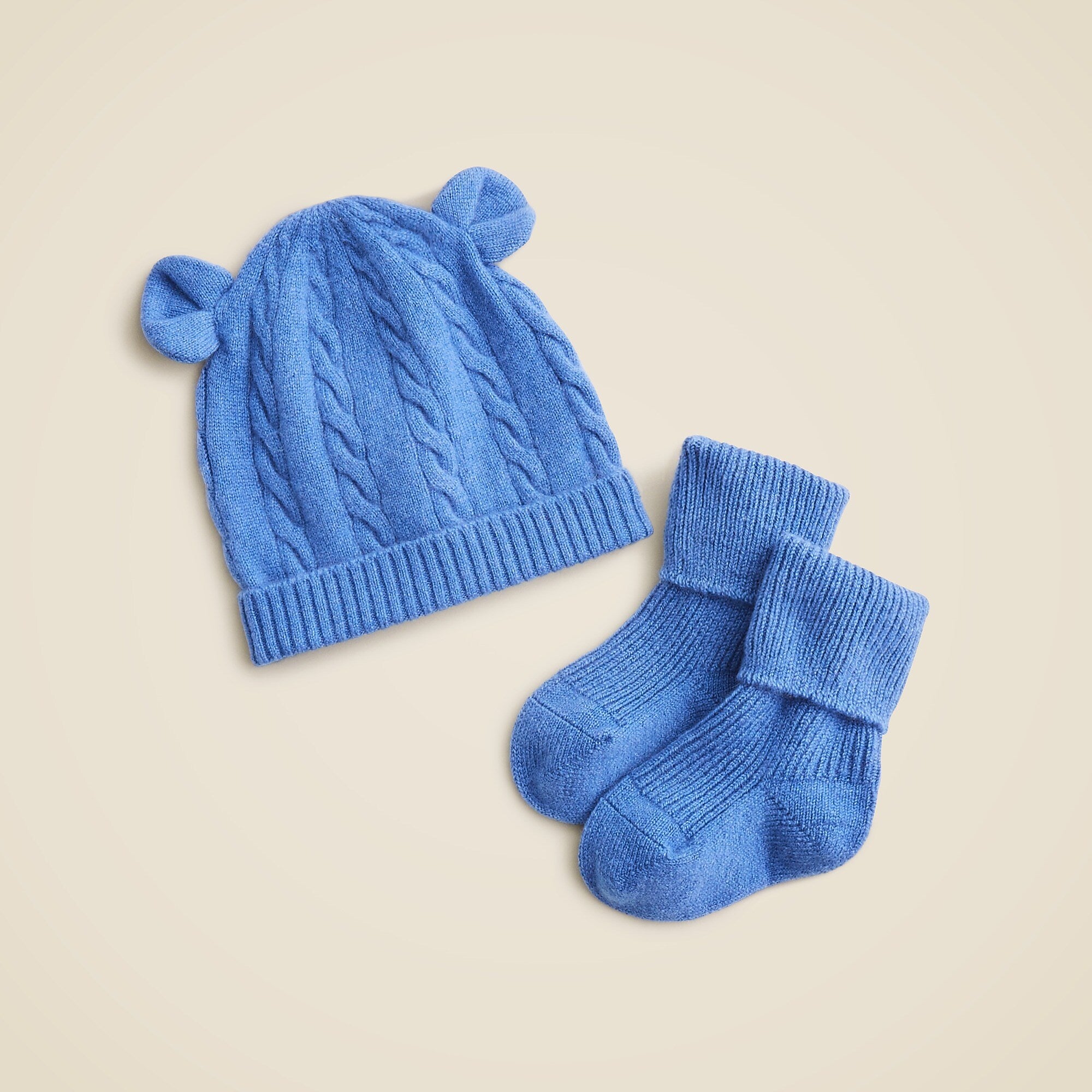 Limited-Edition Baby Cashmere Beanie and Booties Set — Soft, Cozy, and Exclusive
