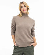 Oversized 100% Cashmere Pullover — Relaxed Luxury with Custom Fit & Embroidery