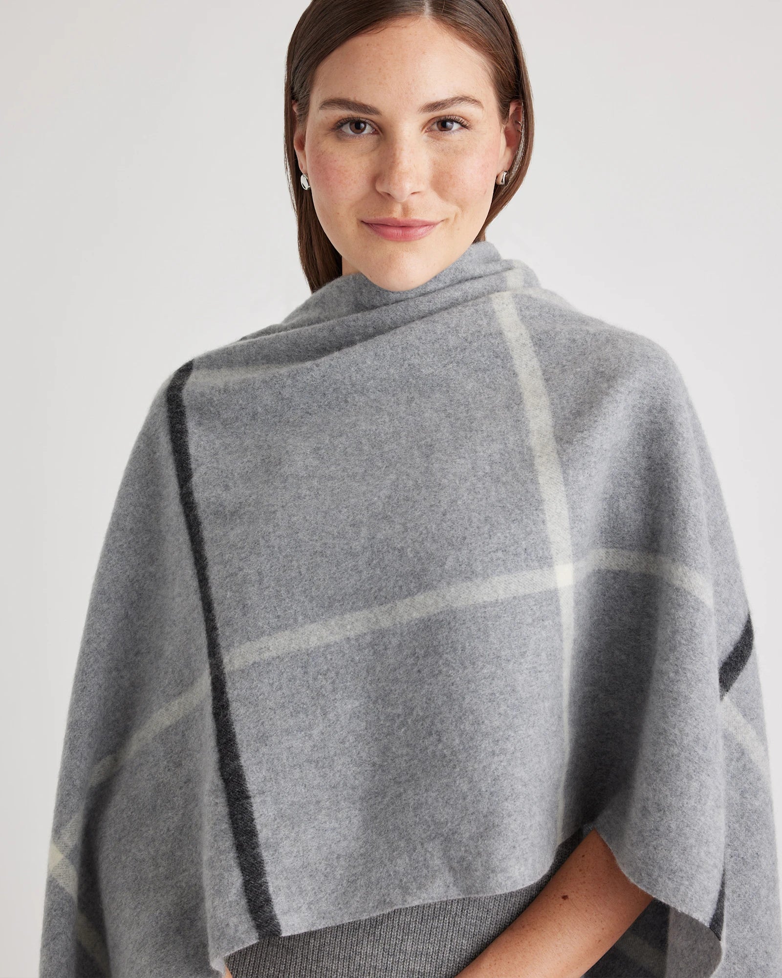 Mongolian Cashmere Plaid Wrap — 100% Pure Cashmere, Custom Embroidery & Sustainable Luxury