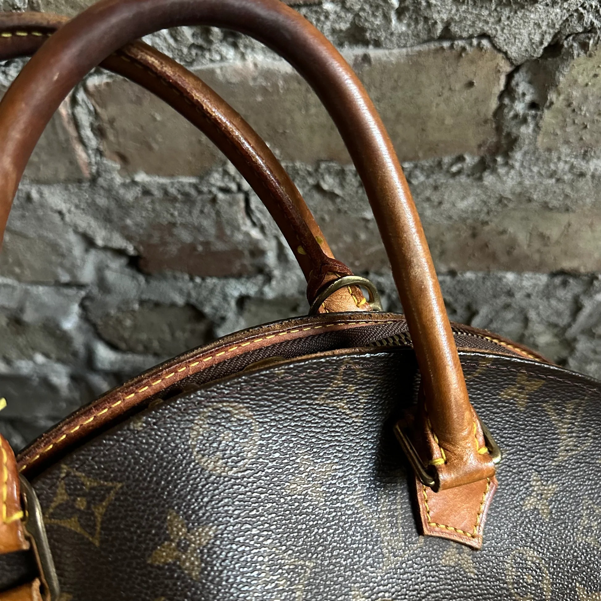 Vintage Louis Vuitton 1998 Monogram Ellipse MM Bag - Image 15