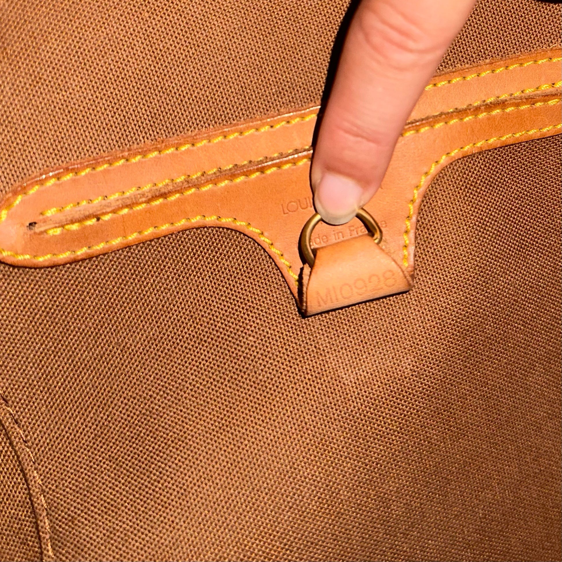 Vintage Louis Vuitton 1998 Monogram Ellipse MM Bag - Image 18