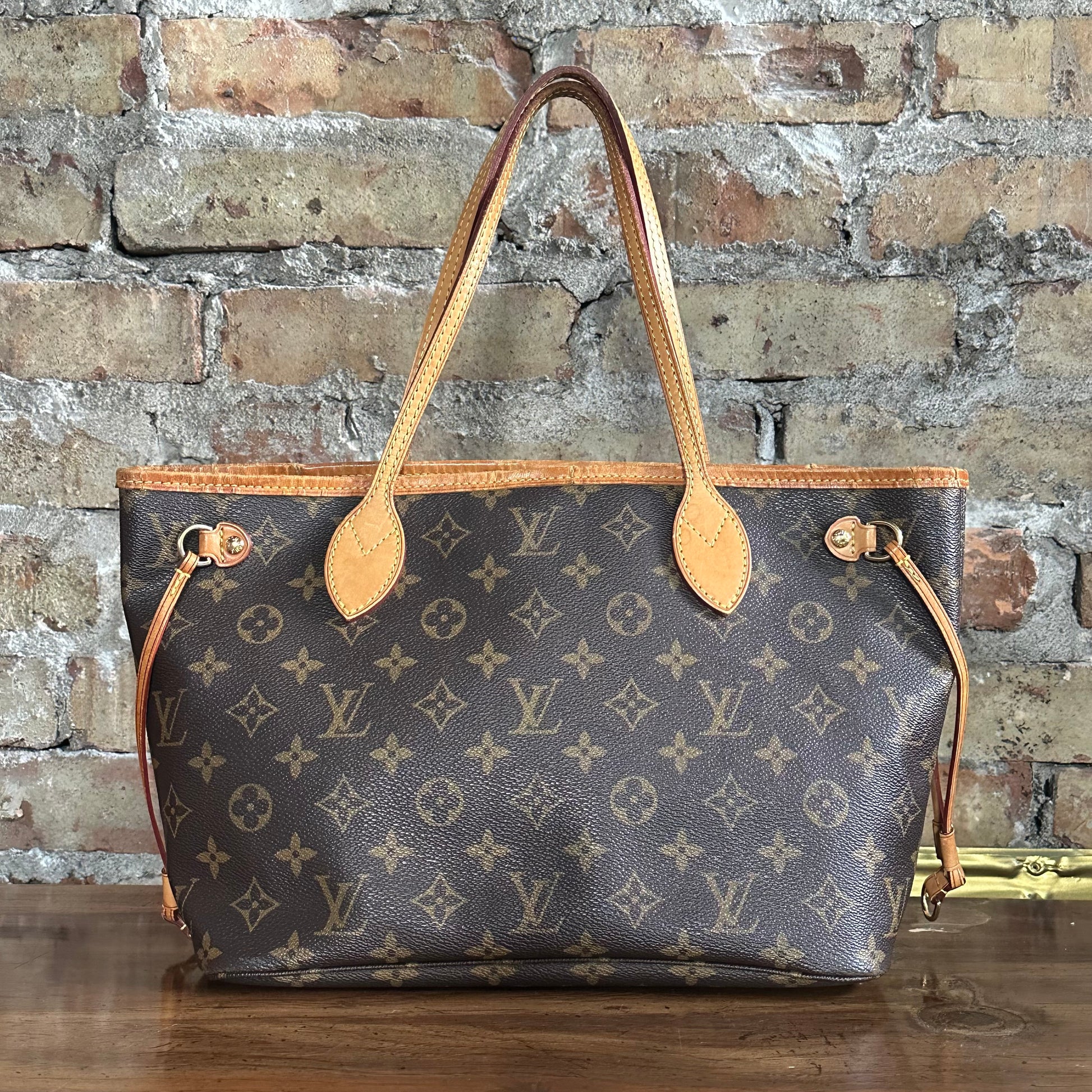 Louis Vuitton Neverfull PM Monogram Tote Bag